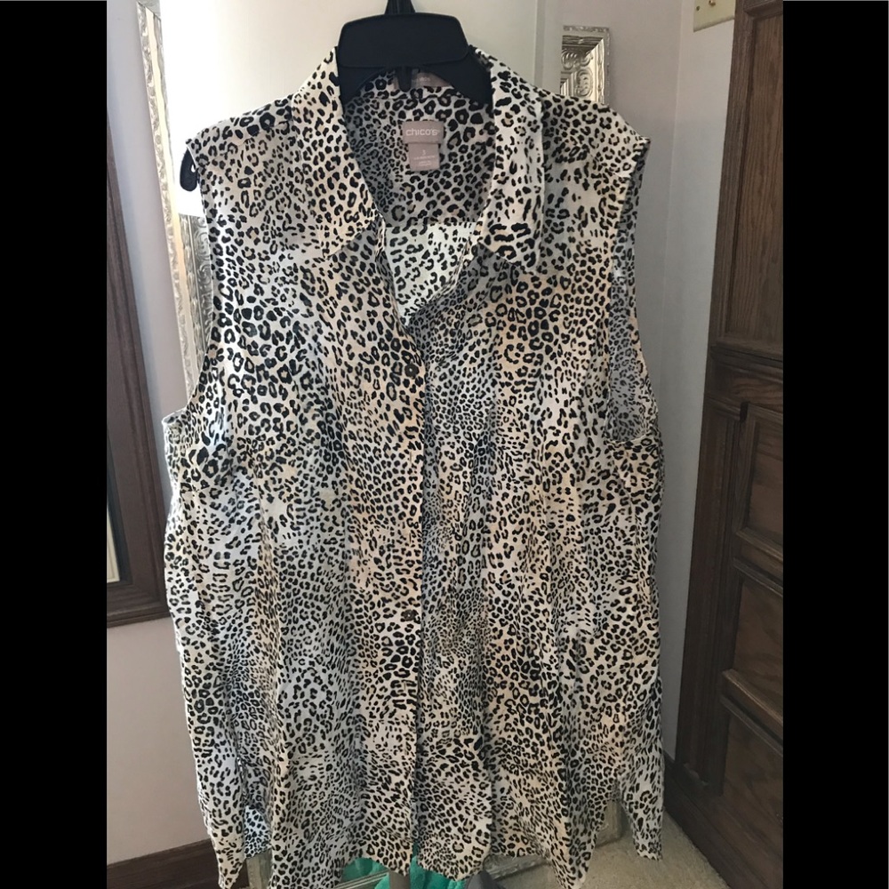 Chico’s No-Iron Sleeveless Tiger Print Blouse